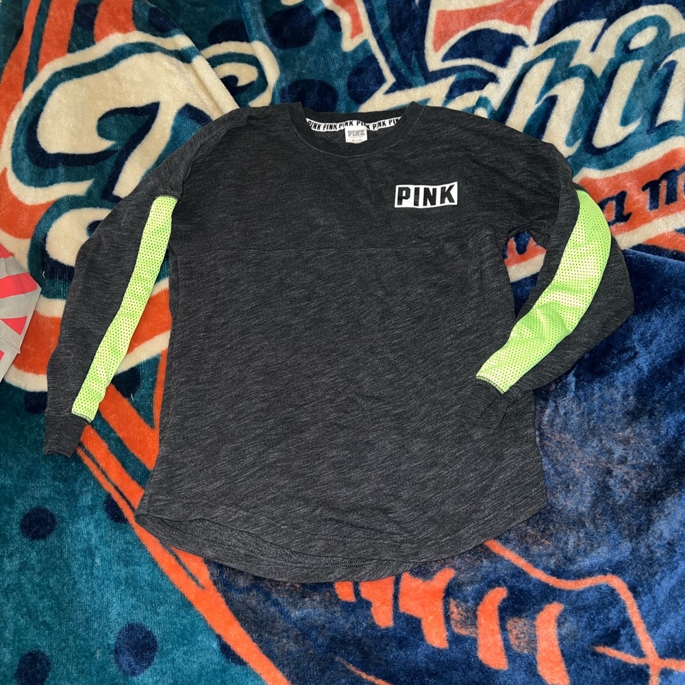 VS PINK Long Sleeve